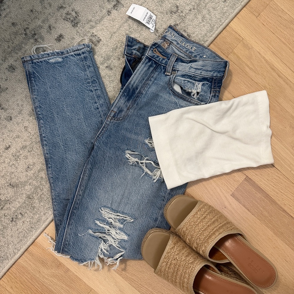 American Eagle Mom Jean